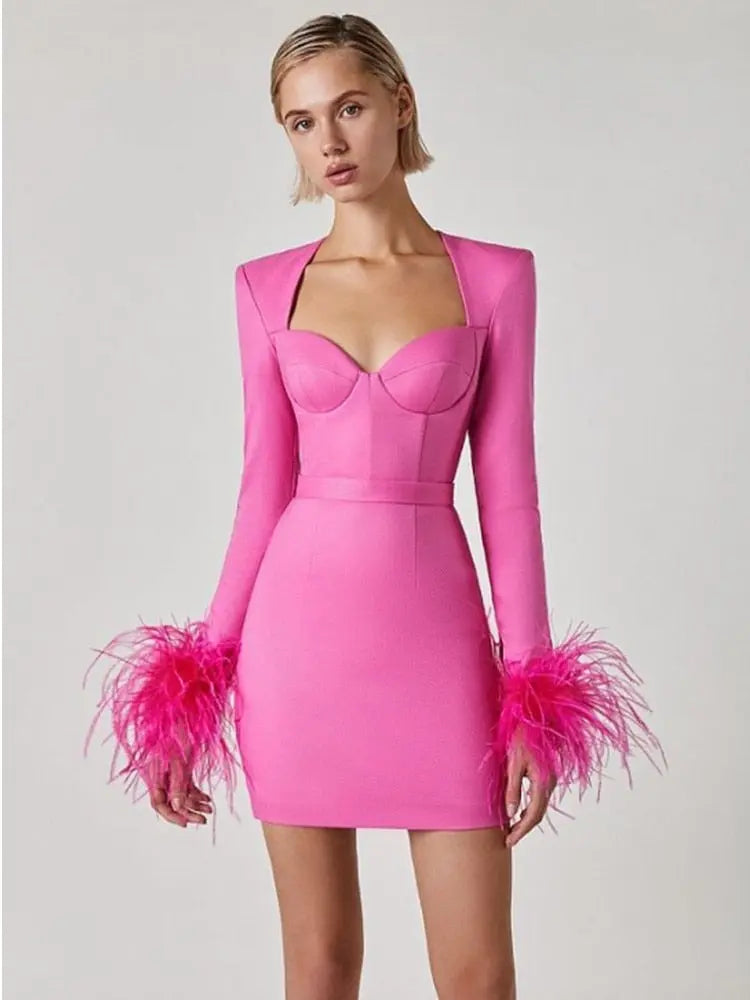 Short neckline dress with feather cuff