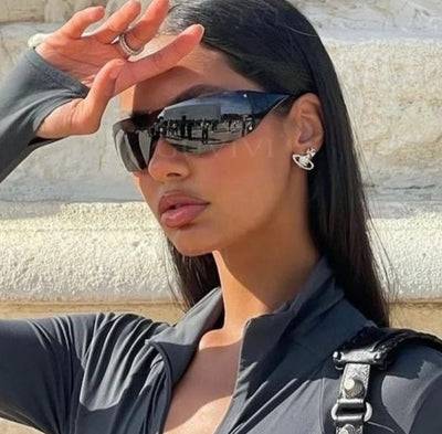 Occhiali da sole 2000s Gloria vintage inspo MUST HAVE